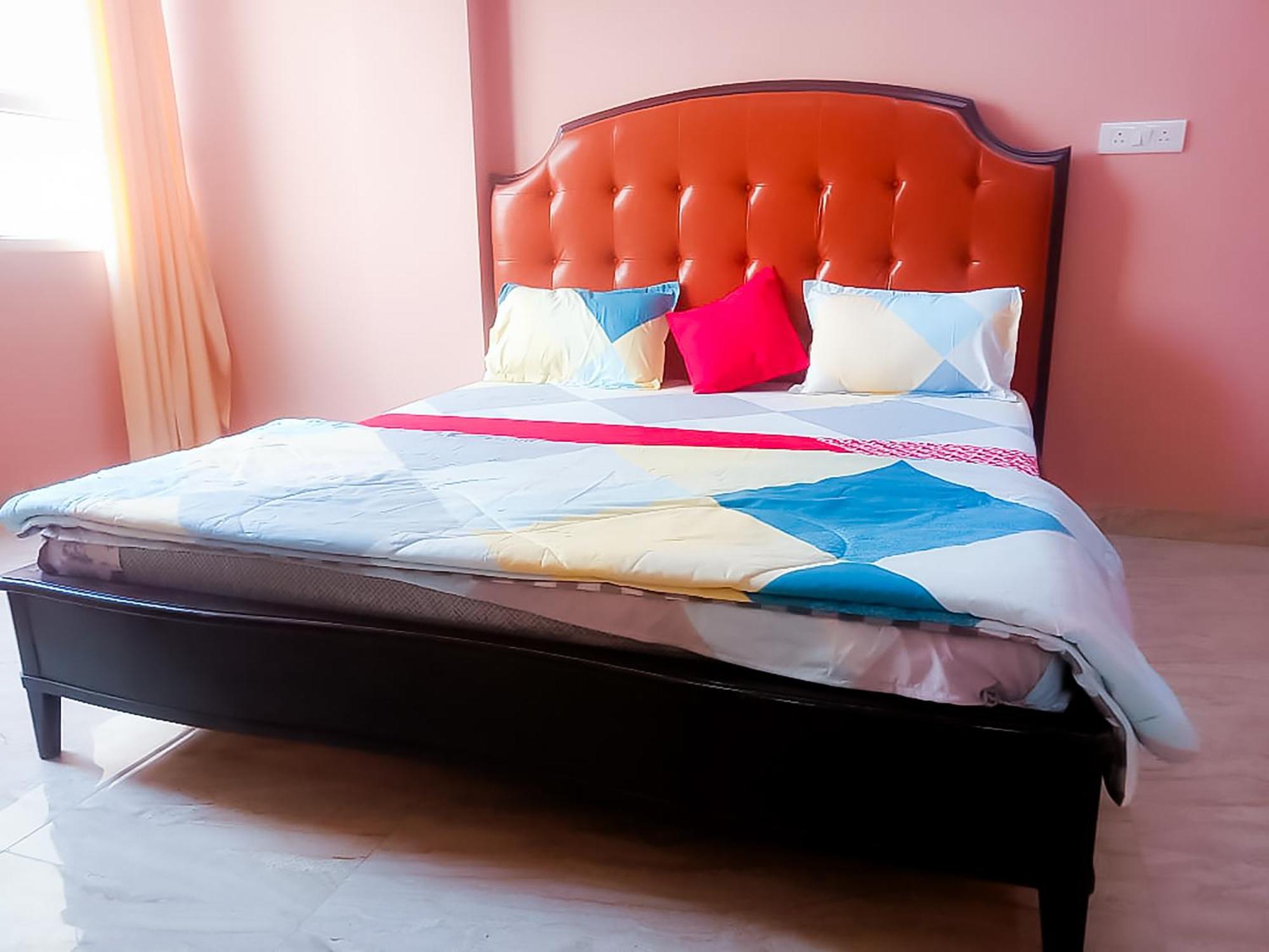 Roomshala 139 Rose - Dwarka New Delhi
